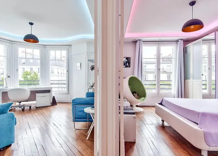 Luxury Place Des Vosges Paris